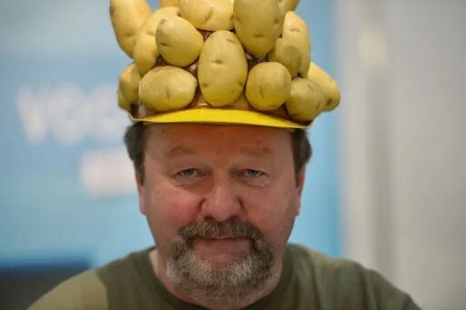 Картофельная парочка - конкурс "Осенний натюрморт (любители)" - Фотоконкурс.ру