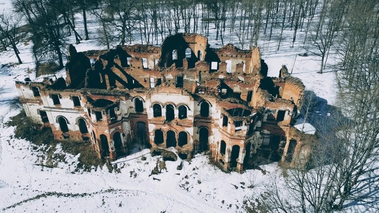 Дворцово-парковый ансамбль в гостилицах. Погода в гостилицах на 10. Церковь святой троицы гостилицы. Усадьба гостилицы ленинградская область. Погода в гостилицах на 10.