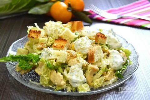 Салат пекинская капуста курица сухарики кукуруза