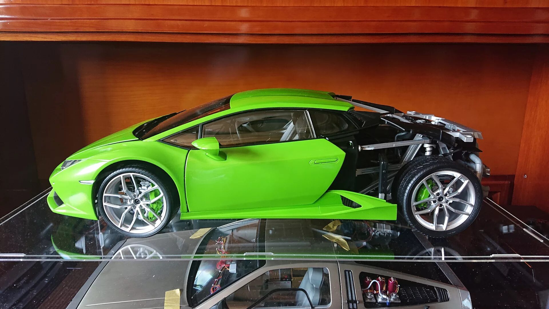 Мод ламборгини хуракан. Lamborghini Huracan Performance 1:24. Lamborghini Huracan 1/8 Pocher. Ламборгини Хуракан сборная модель. RMZ City Ламборгини Хураган.