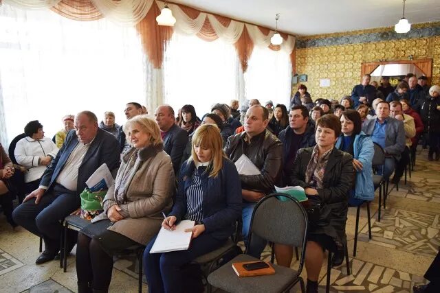 Черноярский район село. Ушаковка администрация Черноярский район. Село Ушаковка Астраханская область Черноярский район. Ушакова Черноярский район школа. Администрация Астраханской области Ушаковка Черноярский район.