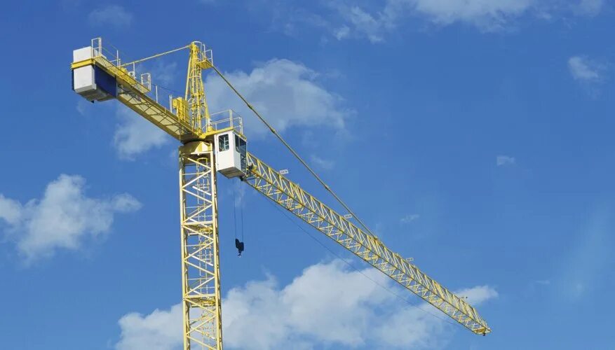Башенный кран в горизонтальном положении. Кран hankook tower crane. кран стрелового типа фото. башенный кран бтмк-75. поворотных подъемных кранов в египте.