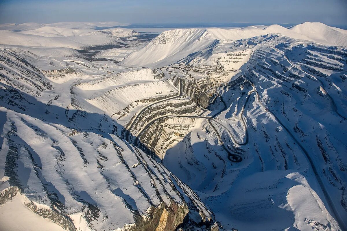Расвумчоррский рудник. Кировск расвумчоррский рудник. Рудник расвумчорр. Хибины плато расвумчорр. Расвумчоррский рудник.