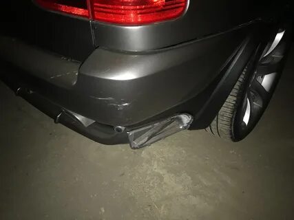 Вставка заднего бампера