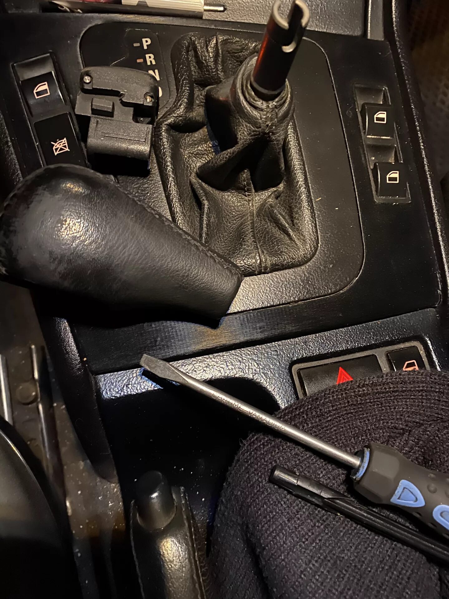 ремонт ручки МКПП BMW Е39 / Repair handles BMW E39 - YouTube