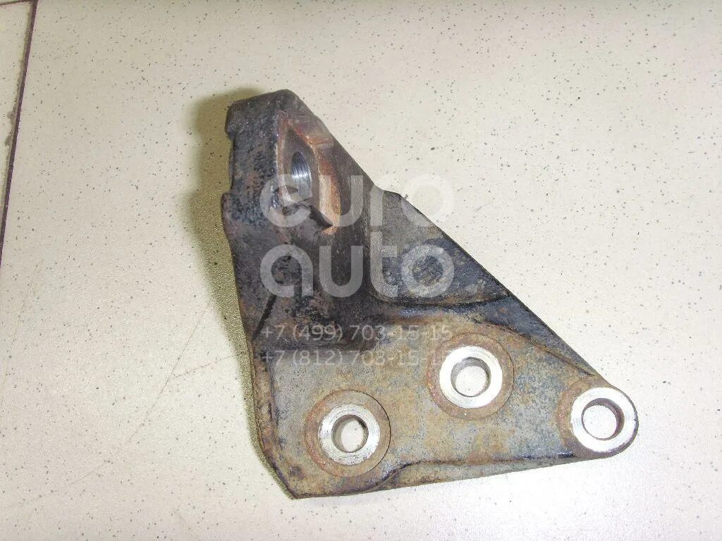 Двигатель передний кронштейн. 8. Кронштейн двигателя передний верхний (100104-800-0000). Кронштейн двс шанкси. Кронштейн двигателя man 2000 задний.