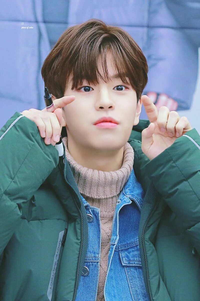 Сынмин стрей. Stray kids сынмин. сын мин stray kids. сынмин 2025.