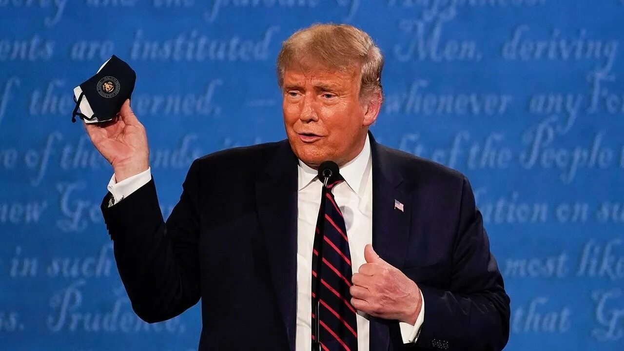 Donald trump байден. Джо байден дебаты с трампом. Дебаты трампа на русском. Дебаты трампа на русском. Трамп и байден дебаты.