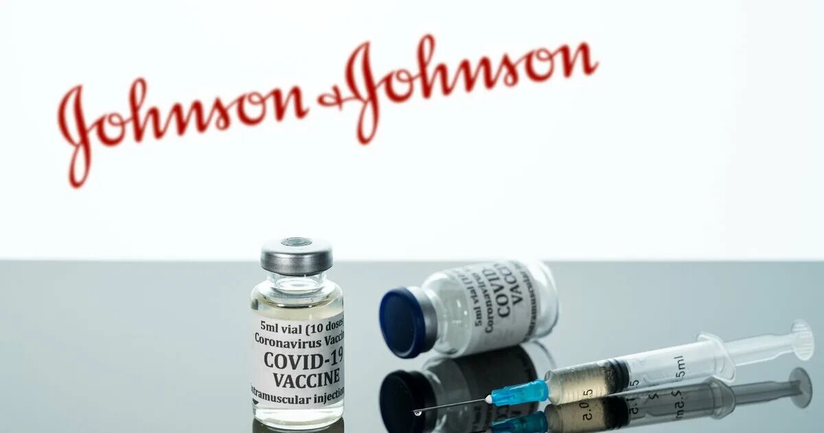 Johnson Johnson вакцина от коронавируса. Вакцина Johnson & Johnson против Covid-19. Вакцина Джонсон и Джонсон от коронавируса. Американская прививка от коронавируса. Вакцина вино