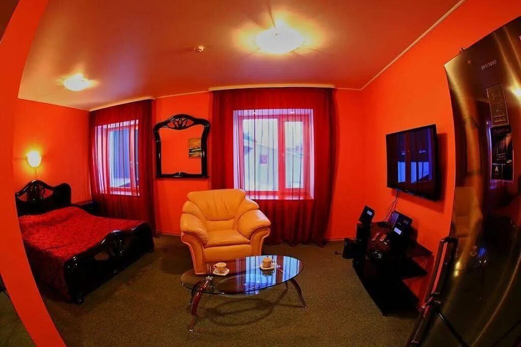 Сыктывкар карла маркса 182 гостиница администраторы. Гостиница строитель брест. Гостиница сыктывкар. Сыктывкар карла маркса 182 гостиницы. Отель в строителе.