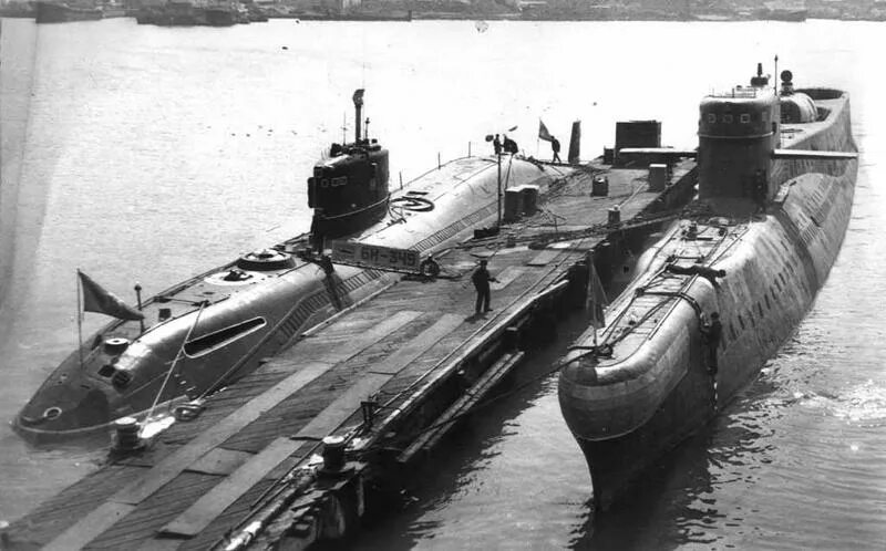 Атомная подводная лодка рф. Подводная лодка проекта 877 палтус. Подводная лодка оясио. Варшавянка 636. Томск ооо полимер.