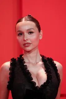 Sophie mudd 18