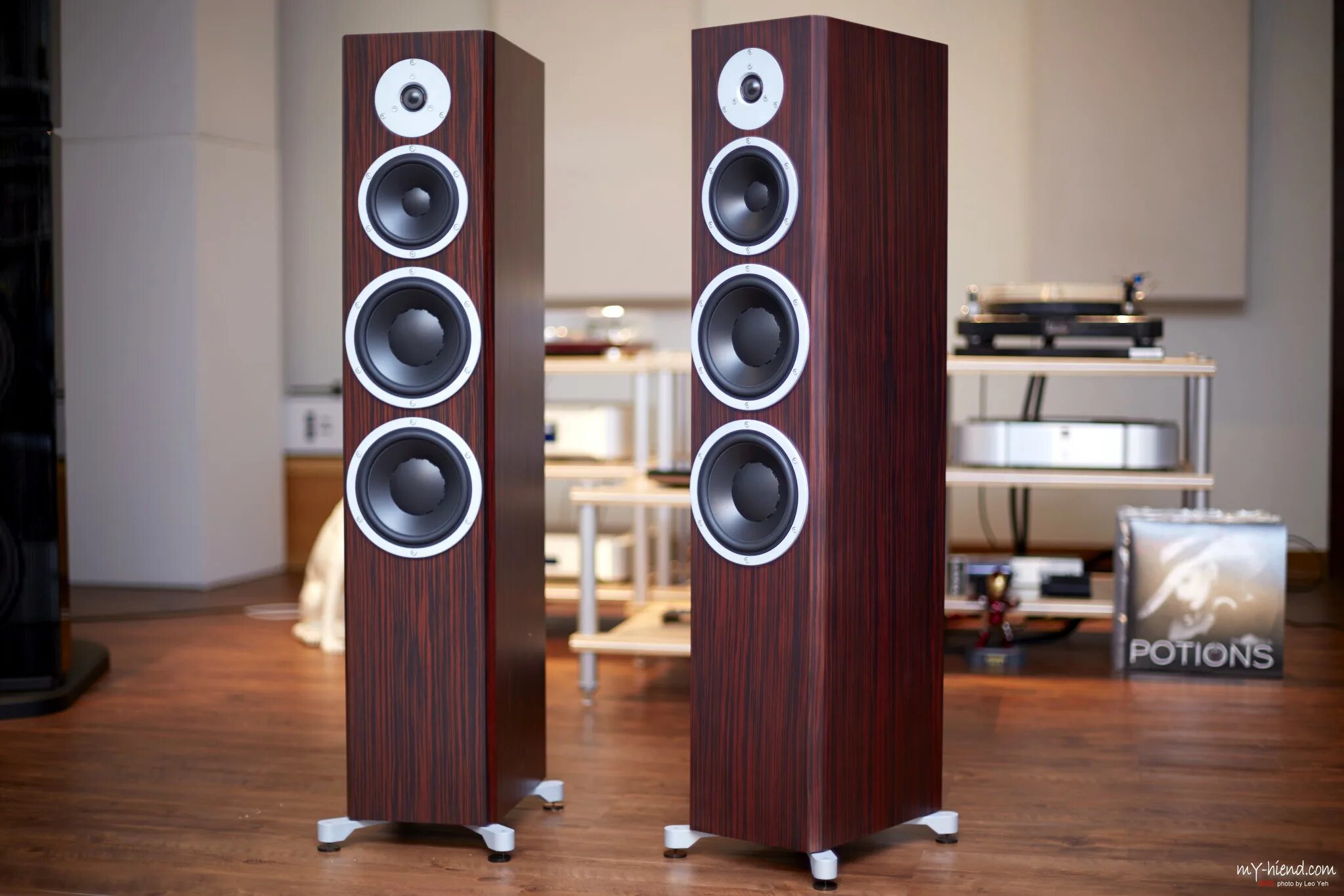 Dynaudio excite x14. Dynaudio excite x36. Dynaudio excite x16. Акустическая система Dynaudio excite x44. Excite x cross 7