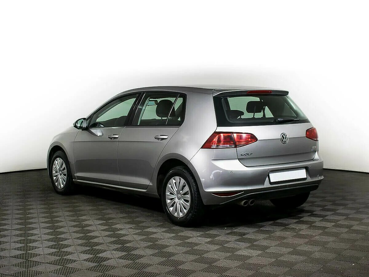 Фольксваген гольф б у. Фольксваген гольф 7 2013. Гольф 7 1.6. VW Golf 2013. Фольксваген Golf 2013.