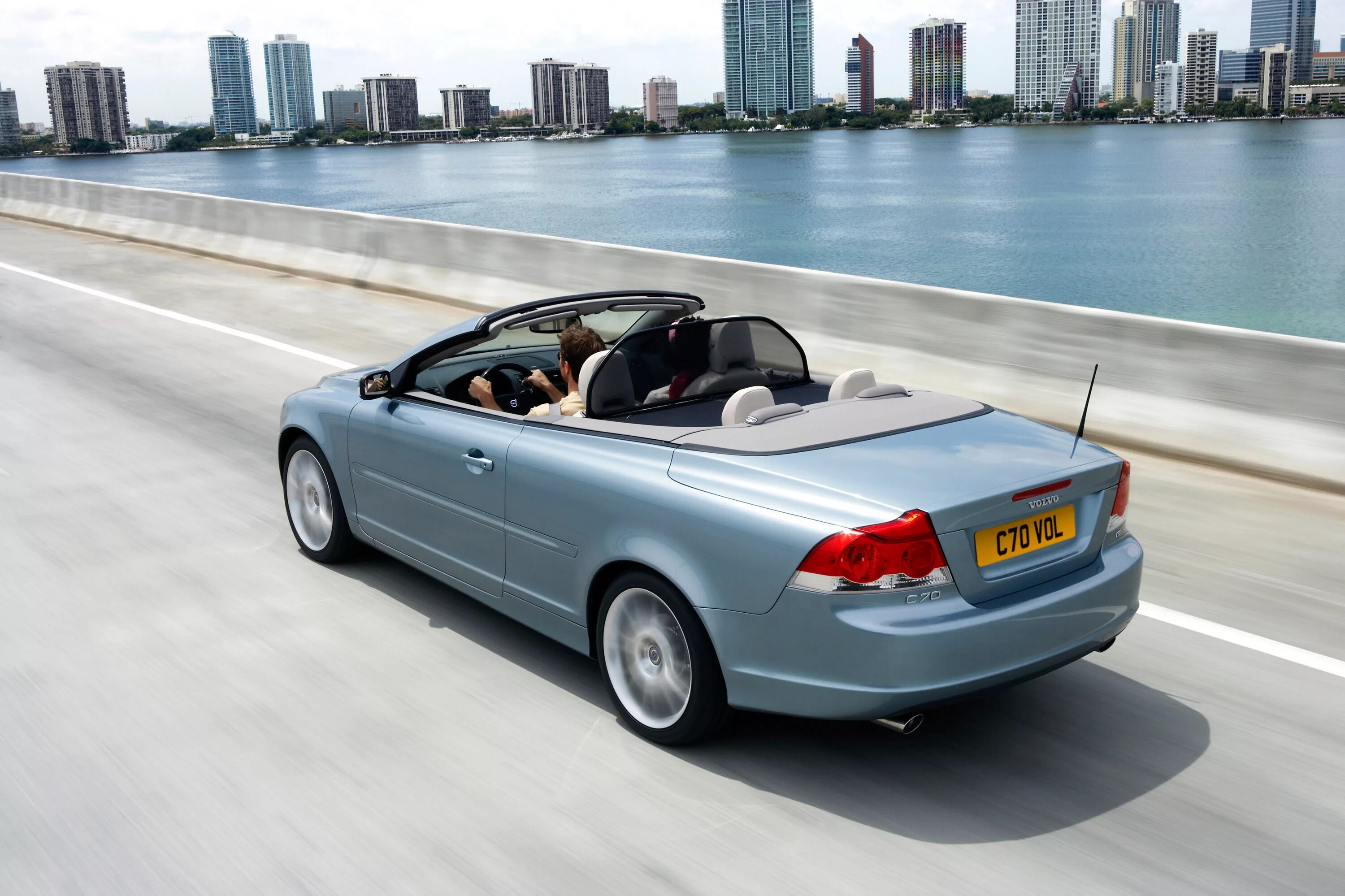 Вольво кабриолет. Volvo c70 Cabrio. Volvo c70 t5. Вольво ц70 кабриолет. Volvo c70 кабриолет.