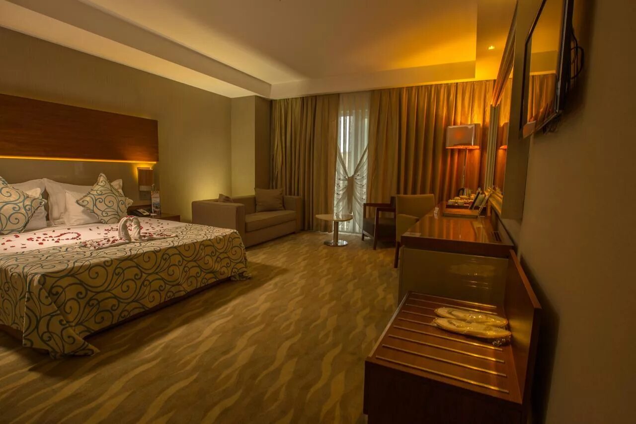 Milano hotel spa 4 султанахмет family room. Отель султанахмет в стамбуле 5 звезд. Отель иннова. Innova sultanahmet hotel. Innova sultanahmet комнаты.