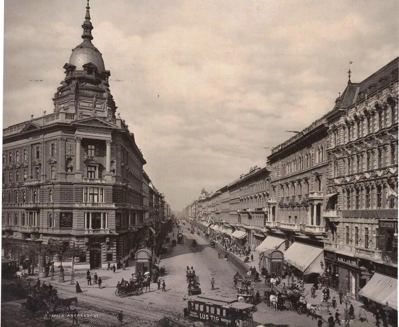 Архитектура начало 21 века. Австро Венгрия 19 век. Будапешт 19 века. Будапешт 20 века. Вена Австро Венгрия.