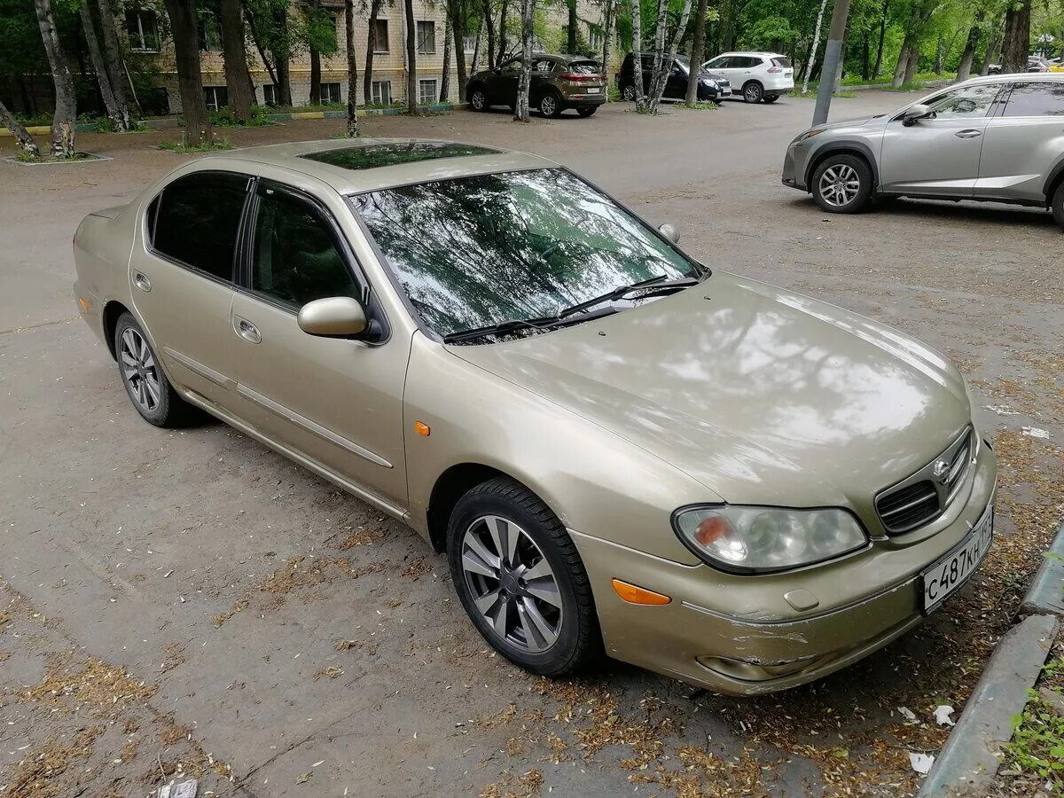 Ниссан 2003 фото. Nissan maxima 2003. ниссан максима а33 2003. ниссан максима а33 2003 год. ниссан максима а33 золотистый.