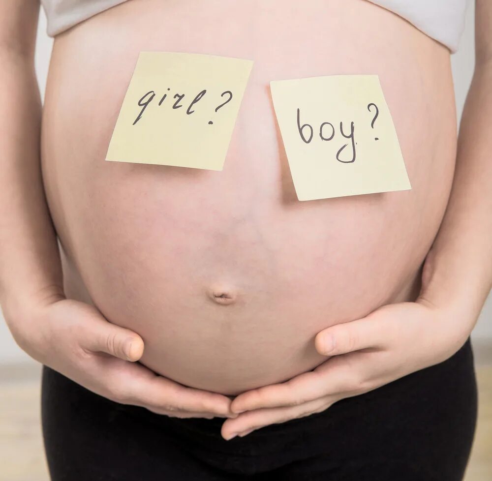 Вторая беременность мальчиком. Животы беременных мальчиками. Живот с мальчиком и девочкой. Живот беременных мальчик или девочка. Живот беременной мальчиком.