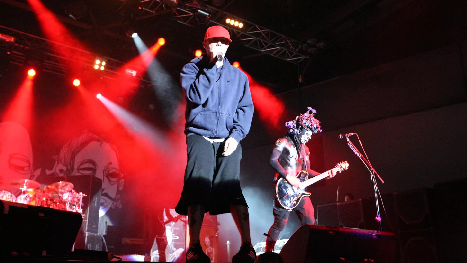 Limp bizkit cobra. Limp Bizkit. Лимп бизкит 2007. Limp Bizkit концерт.