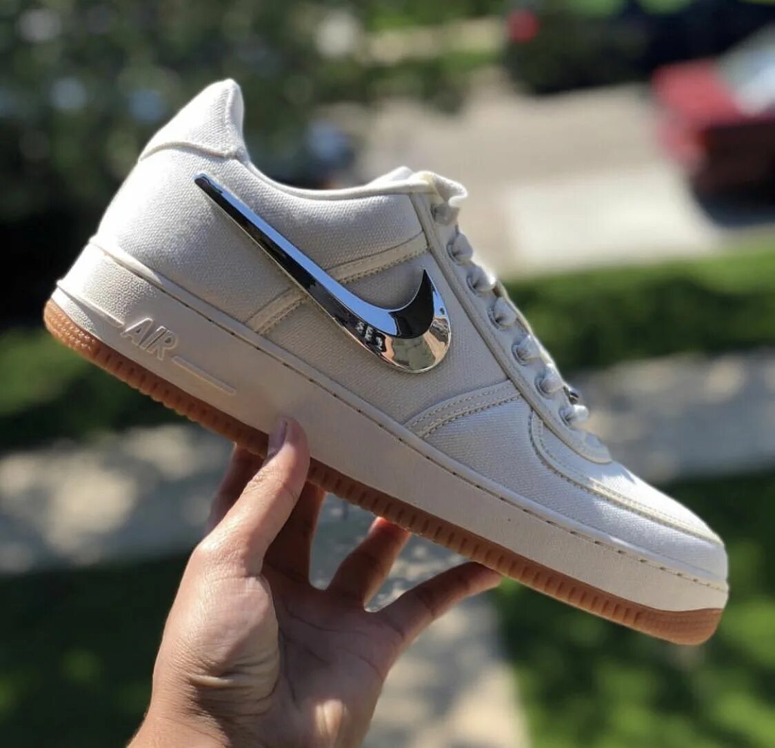 Найки тревисы скоты. Nike Air Force Travis Scott. Nike Air Force 1 x Travis Scott. Nike Air Force 1 «af100». Nike Air Scott Travis Scott.