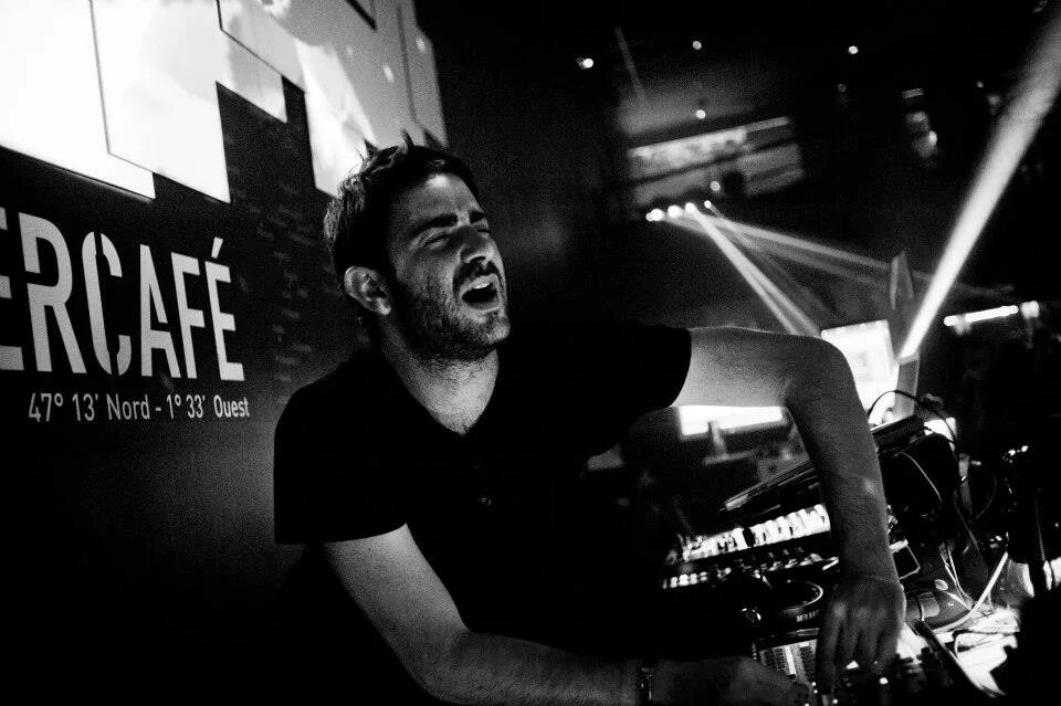 N to me now. N to me now. обложка песни do it now. N to me now. Hear me now alok.