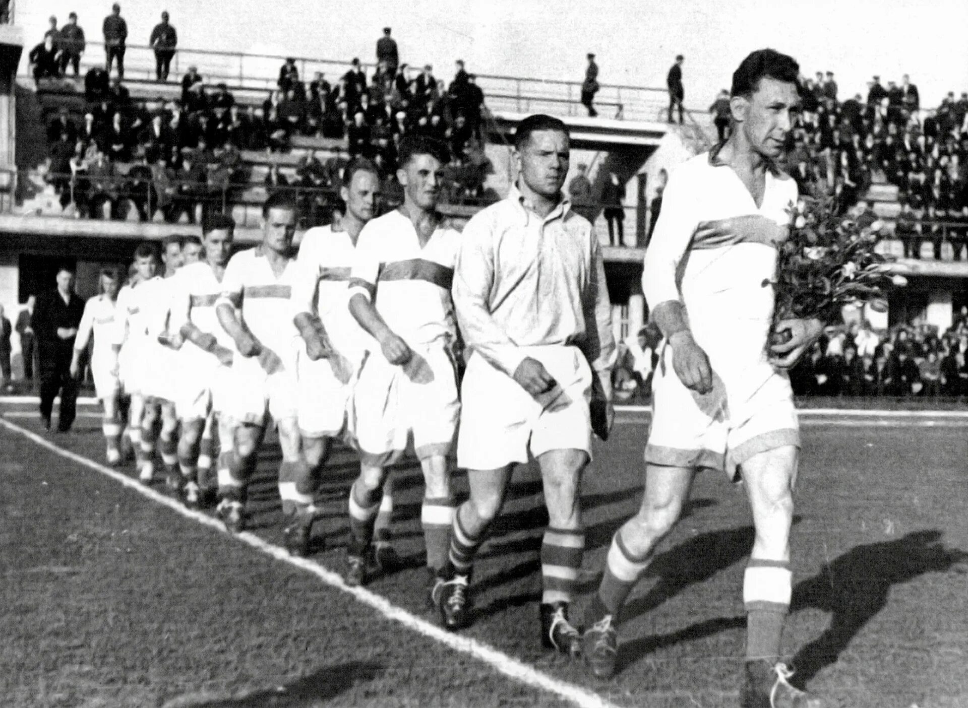 Футбол 1936. Динамо тбилиси 1936. Стадион цдка. Команда динамо 1923. Футбол 1936.