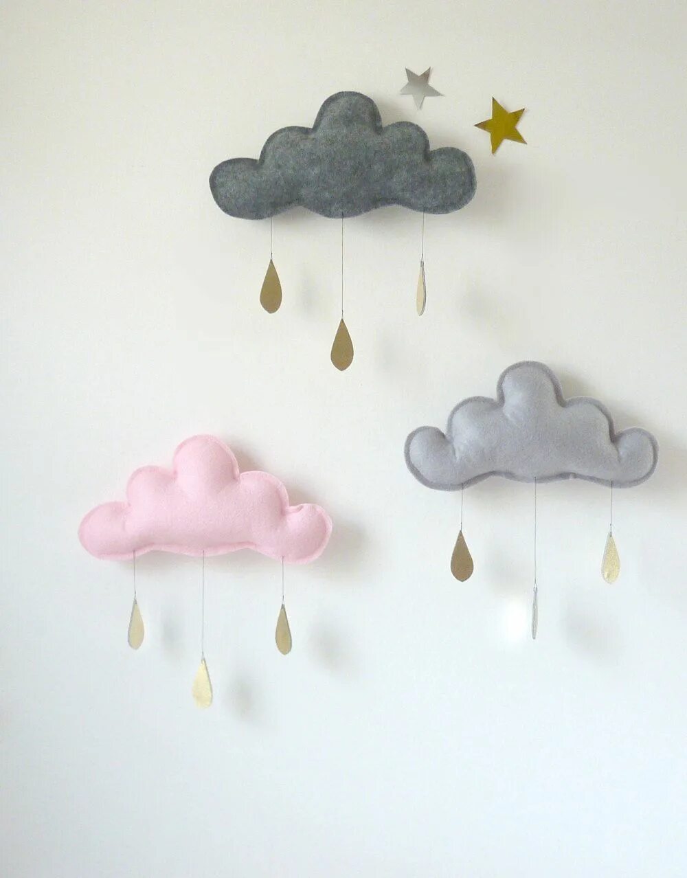 Объемные облака. Как сделать облачко. Облака из ваты. Облачко из синтепона. Поделка облако.