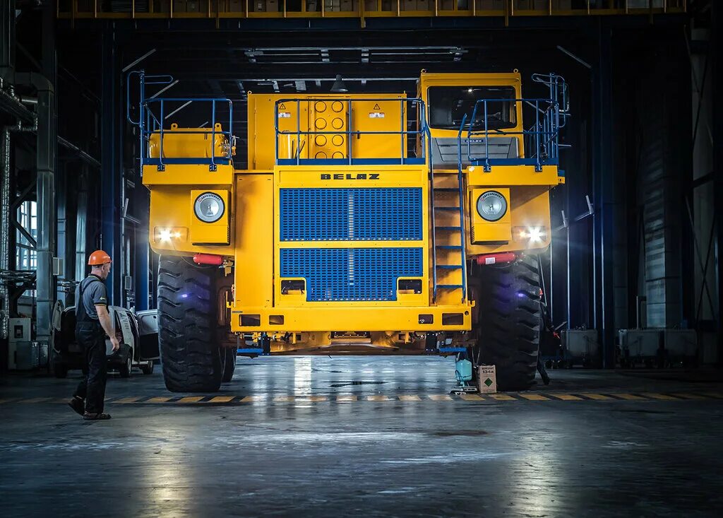 завод в беларуси белаз. автотехинмаш белаз. жодинский белаз. оао белаз былицкий. жодино белоруссия белаз.