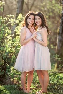 2 sisters