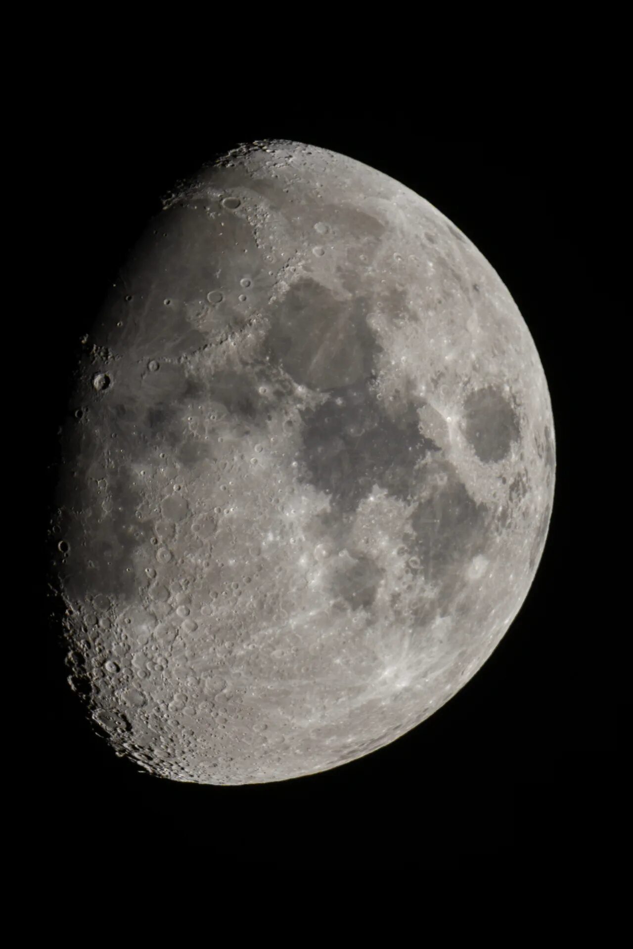 Луна 23 февраля 2024 года. Gibbous Moon. Луна 23.01.2008. Луна 23.03.2003. Луна 23.02.2007.