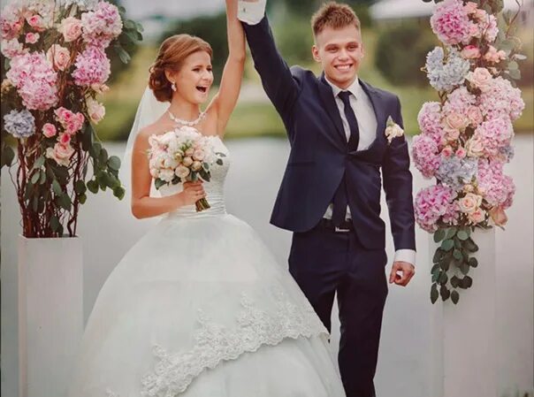 Моя свадьба лучше. Моя свадьба лучше 2. Моя свадьба лучше 2. Свадебная фотосессия с родителями. Фотосессия жениха и невесты.