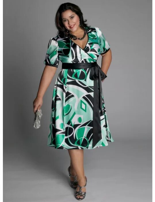 платье из шелка для полных женщин. вечерние платья для полных. платья больших размеров для женщин шелковые. платья из натурального шелка для полных женщин. женское платье из плотного шелка для женщины за 60.