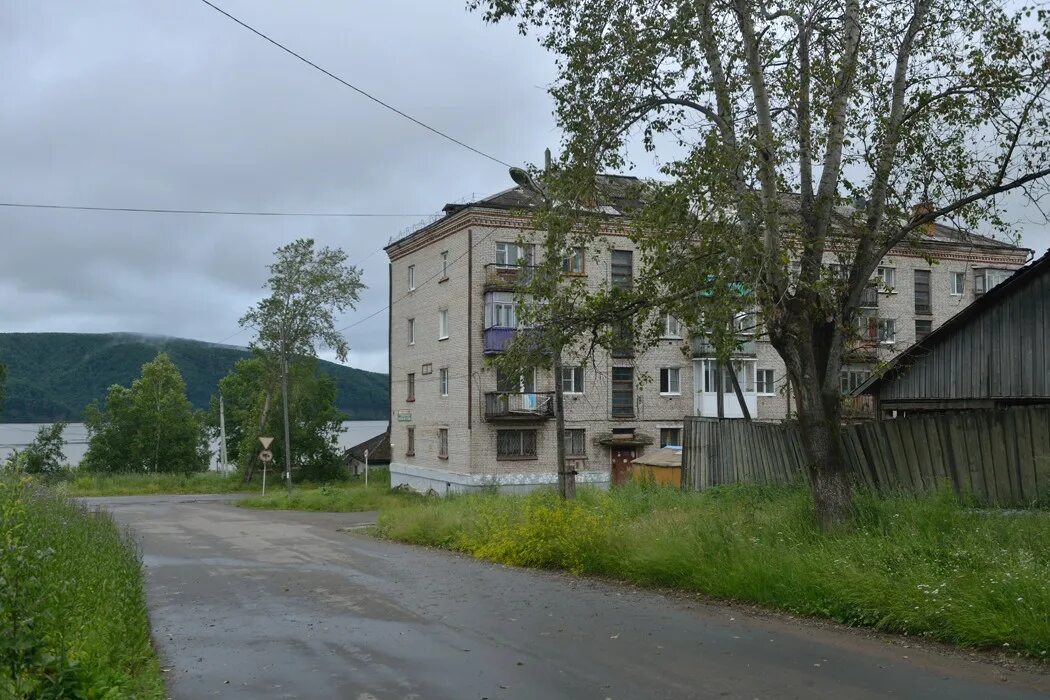 Николаевск-на-Амуре Хабаровский край. Николаевск на Амуре. Николаевск на Амуре аэропорт. Старый аэропорт Николаевск на Амуре.