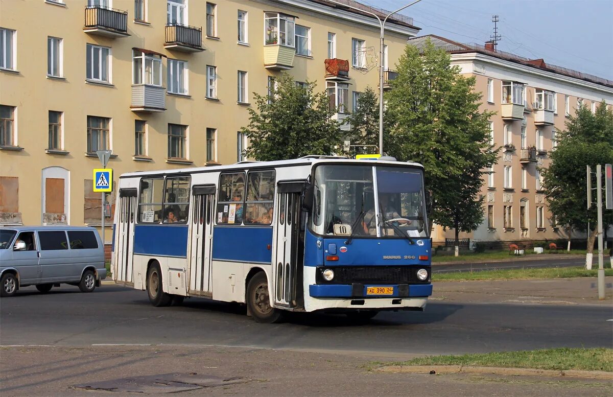 Автобусы Железногорск Курской области. Маршрут 390. Железногорск Ленина 23. Икарус 260-43 Курск фото. Край бай автобусы