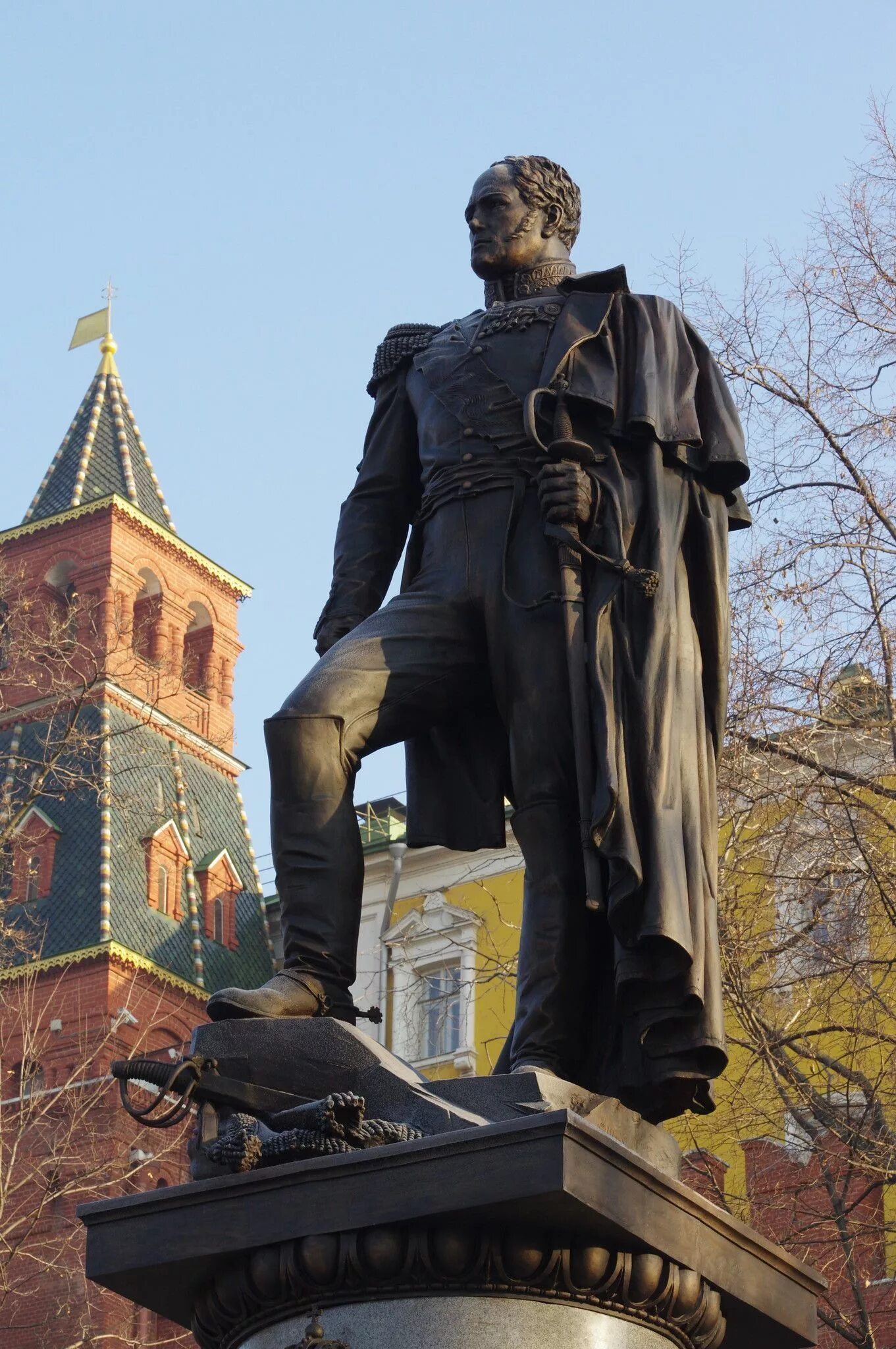 Памятник Александру i (Москва). Памятник Александру 1 Щербаков. Памятник Александру 1 в Москве в Александровском саду. Памятник александру первому