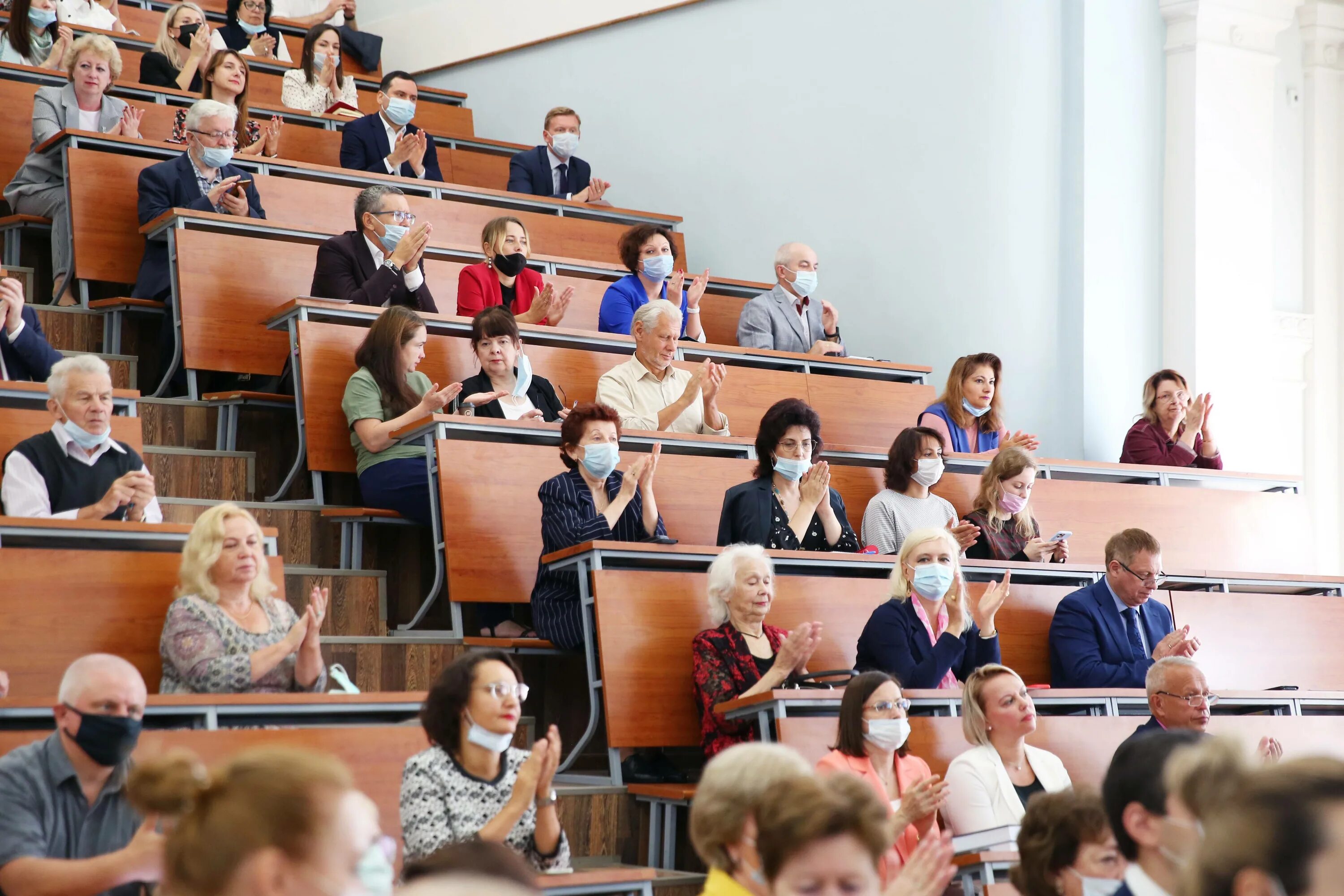 Зал диссертационного совета мгюа. О. Вуз: мгюа (университет им. Захарова мгюа. Е.