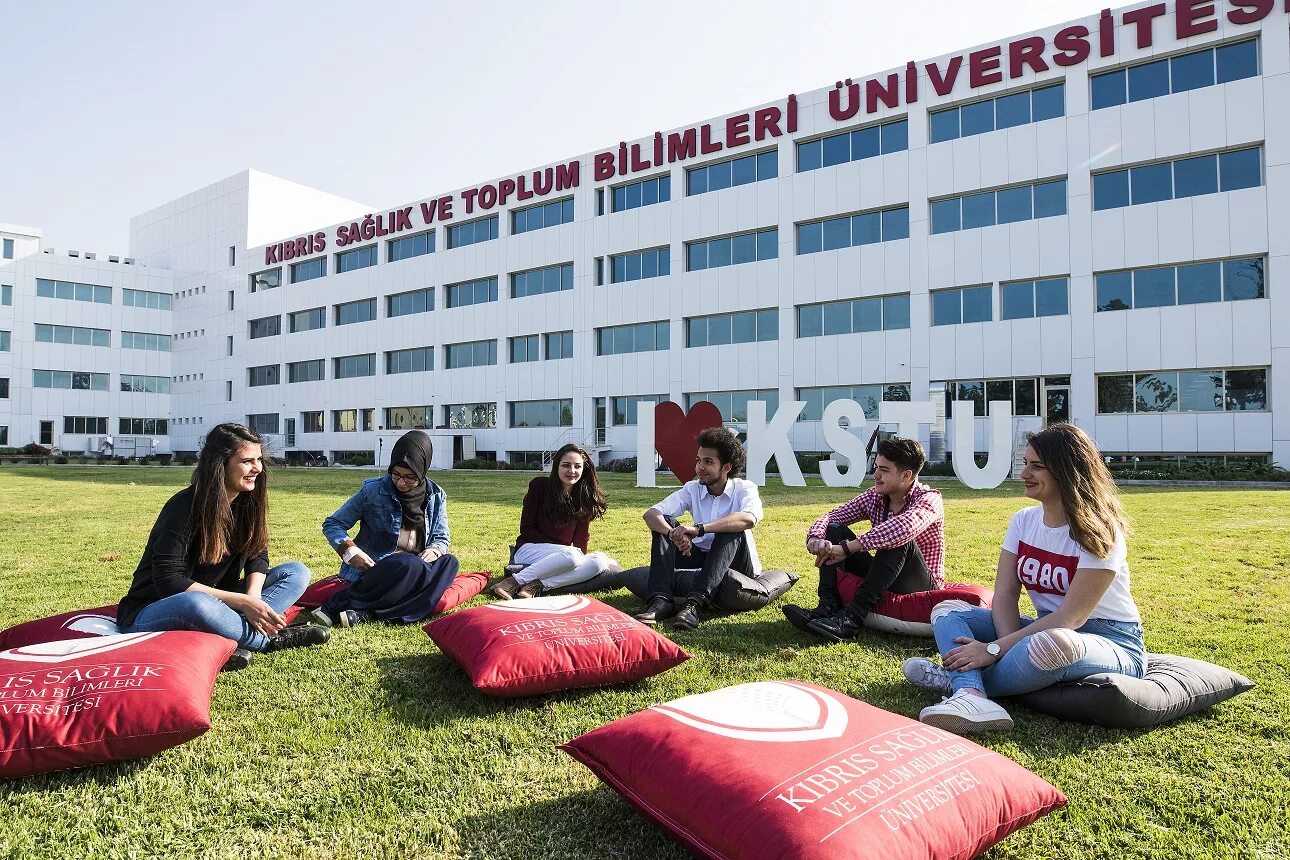 Cyprus University of Health and social Sciences. Sağlik Bilimleri Üniversitesi (Стамбул). Университет Инсан. Sağlik Bilimleri Fakültesi лдшзфке. Nix university