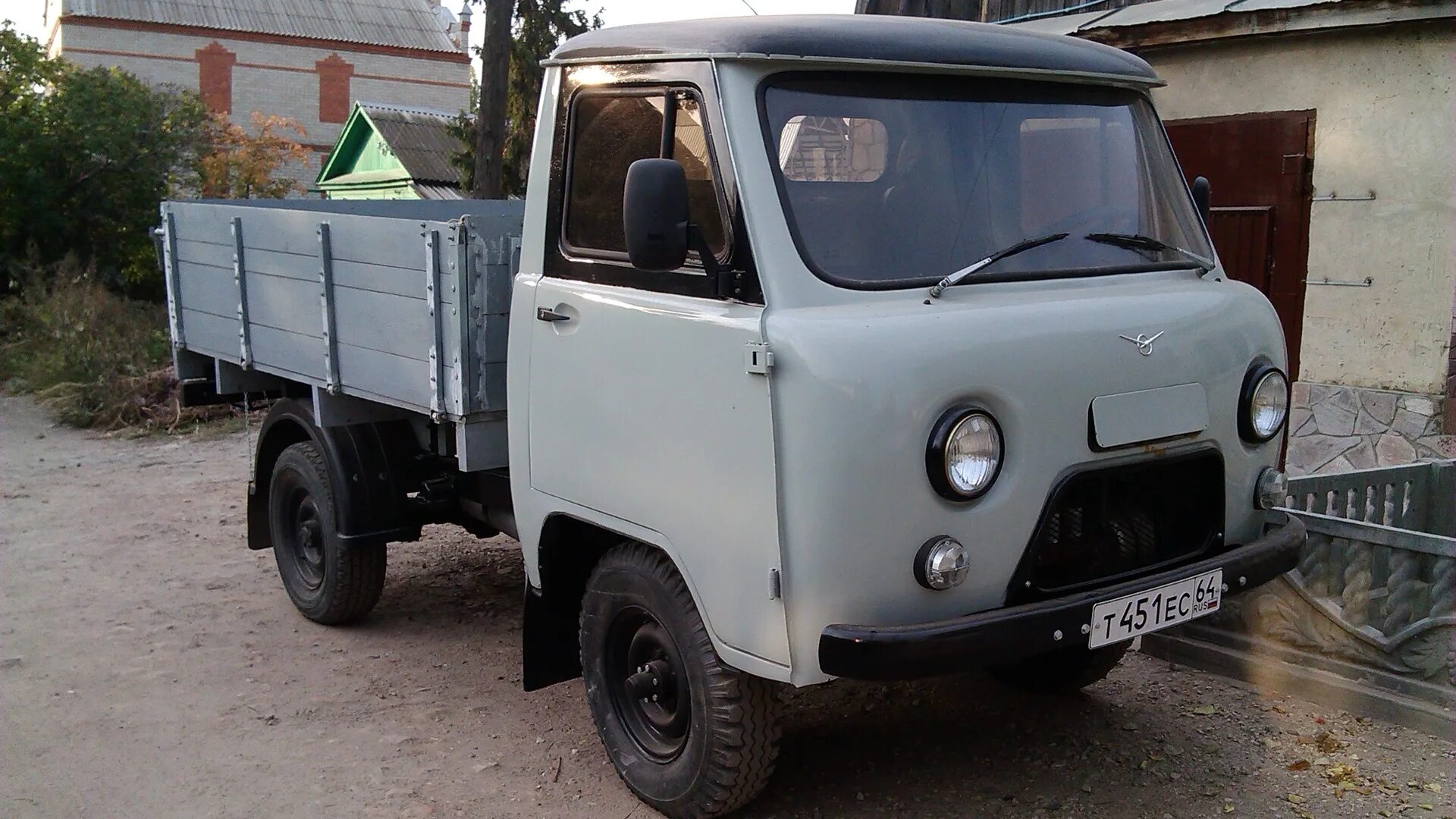 Уаз 3303 motor depot. Бортовой уаз-390945. Уаз 3303 бортовой. Уаз 3303 бортовой. Габариты уаз 3303 бортовой.