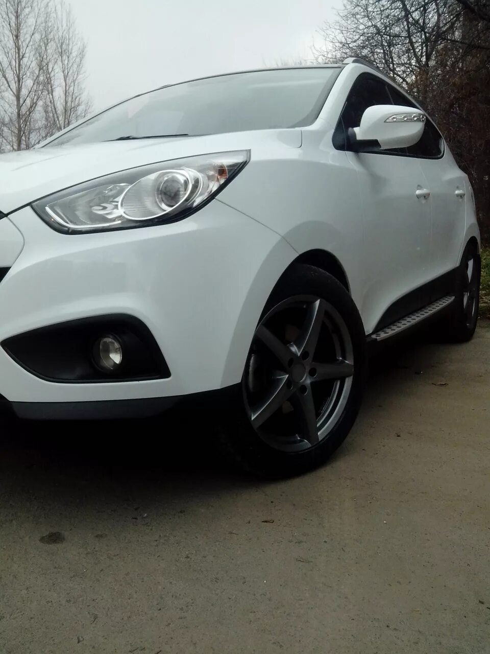 Литые диски ix35. Hyundai ix35 r20. хендай ix35 на r20. hyundai ix35 диски. хендай ix35 r17.