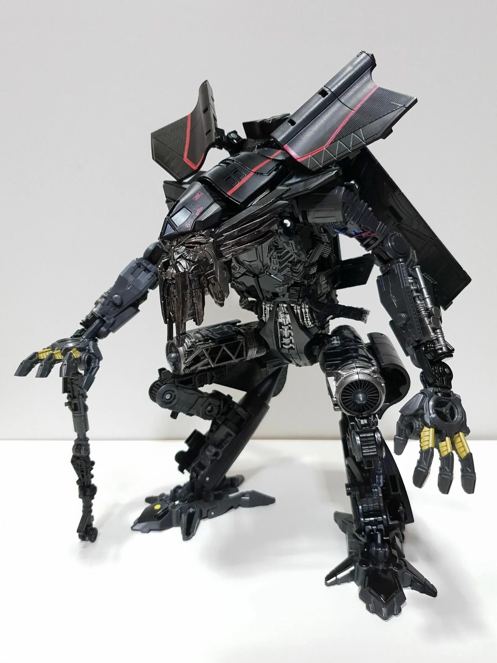 Jetfire. Трансформеры джетфайр. джетфайер автобот. transformers studio series 35 jetfire. трансформеры 2 джетфайр.