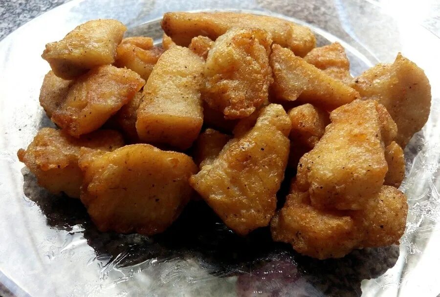 Обжариваем свинину с соусом. Мясо в сладком соусе. Свинина габаджоу. Свинина обжаренная в крахмале. Свинина в крахмале в соевом соусе.