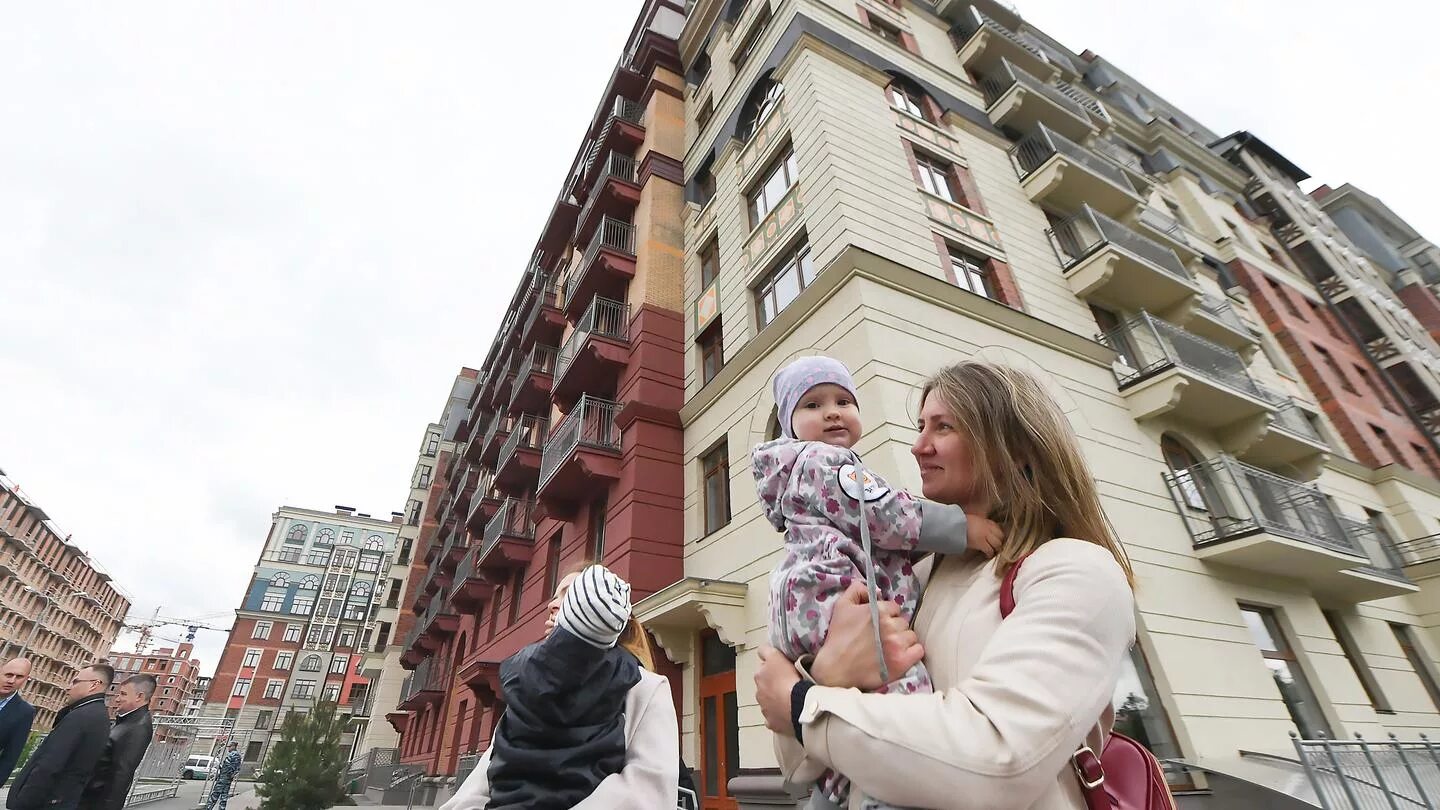 Дольщики Московской области. Обманутые дольщики ЖК Видный город. Новоселы Подмосковья. Рождения дольщиков. Обманутых дольщиков московского