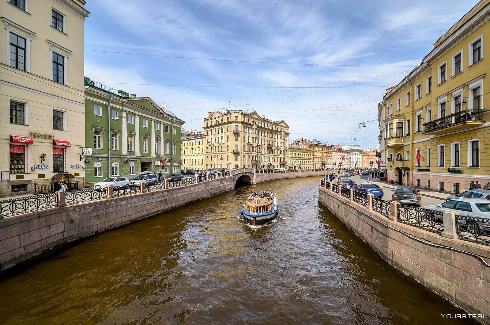 Река мойка Санкт-Петербург. Набережная реки мойки Санкт-Петербург. Санкт-Петербург каналы река мойка. Питер река мойка.