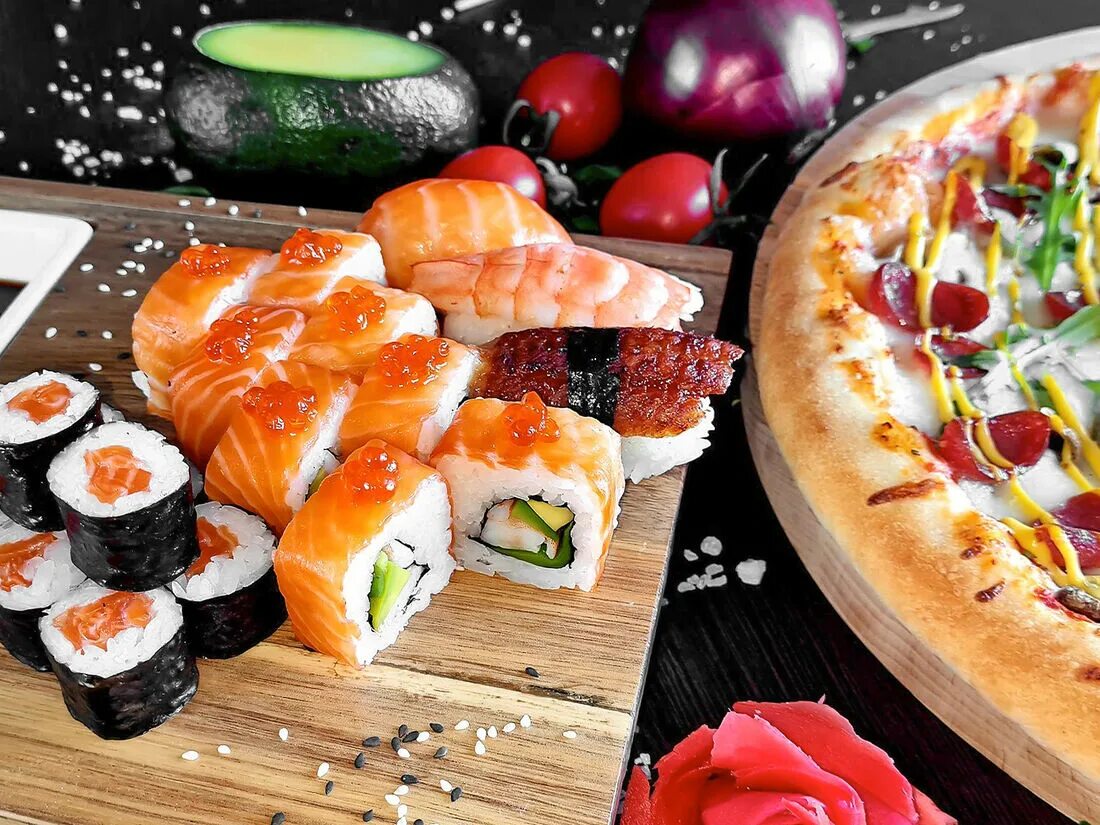 Суши вок корнеева. Суши вок листовка. Суши wok домодедово. Суши вок домодедово доставка. Суши вок домодедово.