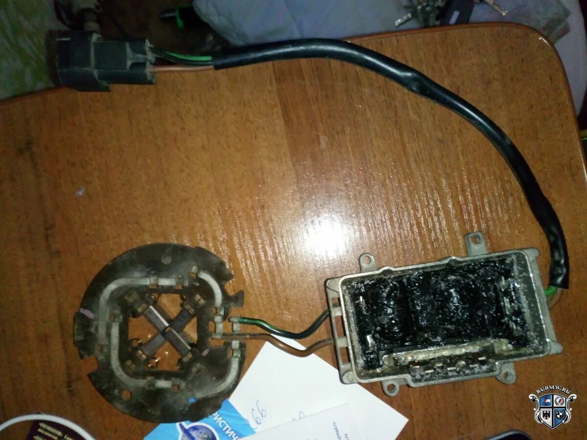 Реле вентилятора пежо партнер 1. Блок управления вентилятором системы охлаждения автомобилей ваз. Astra h блок управления вентилятором печки. Блок управления вентилятором пежо 407. Блок управления вентилятором охлаждения ауди а4.