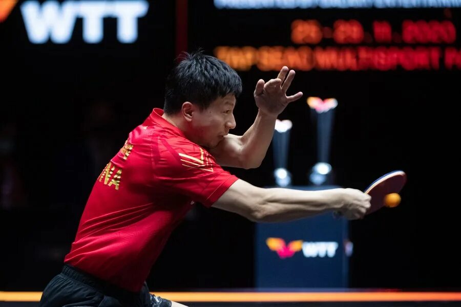 чемпионы по настольному теннису