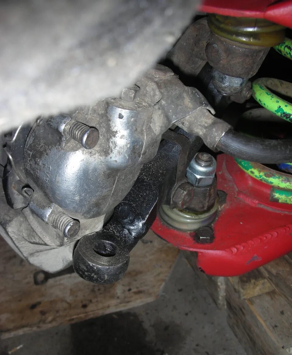 Как снять сошку ваз 2107 с тяги Tie rods replacement (VAZ-2106 "Zhiguli" 1976-2006 / Chassis / Steering)