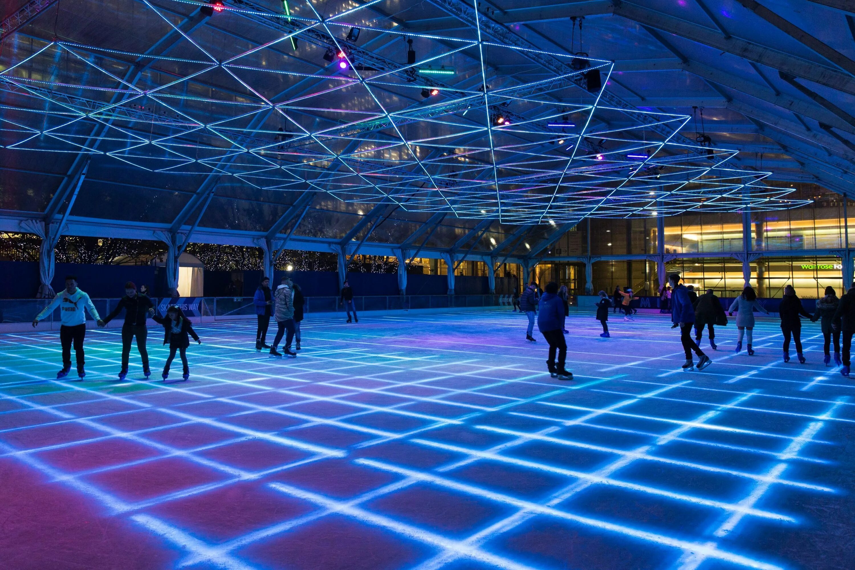 Ice Rink каток. Каток Скай ринк Белгород. Ледовый комплекс the Rink в Москве. Каток Уоллман ринк, Нью-Йорк, США. Работает крытый каток