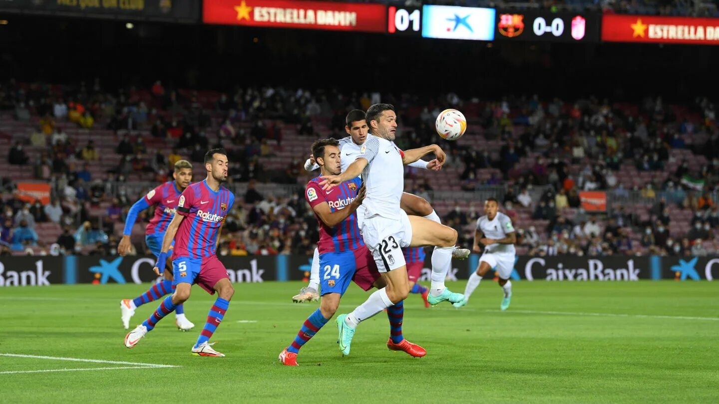 Ставка тв барселона. Barcelona vs Granada. Барселона Гранада превью. Гранада 2013г. Джете Гранада.